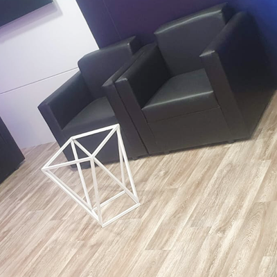 طاولات للإيجار في الرياض للمناسبات والحفلات – تأجير طاولات فاخرة - Tables for rent in Riyadh for events and parties – premium table rental 2026