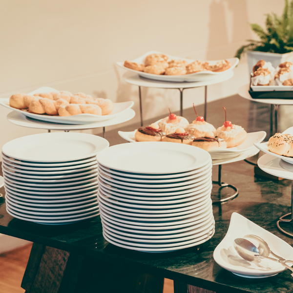 Catering equipment rental services in Riyadh